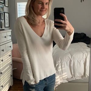 H&M basics cream v neck sweater